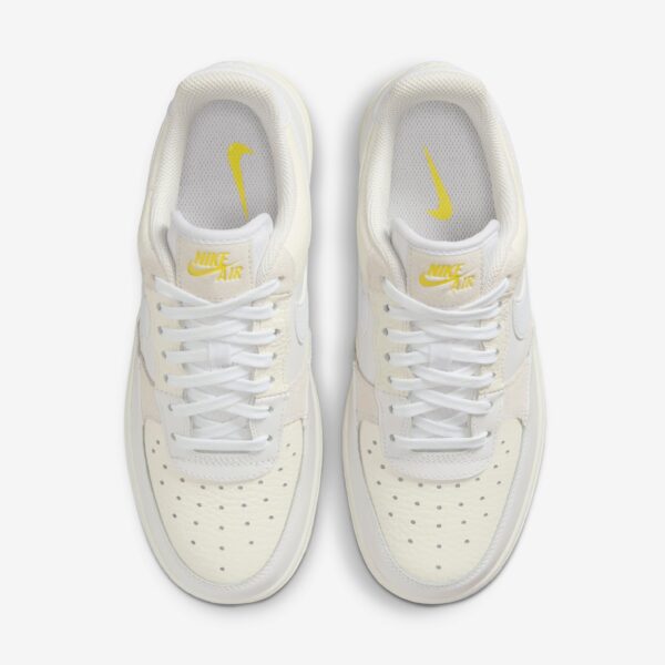 Nike Air Force 1 07 Low Yellow - Imagen 5